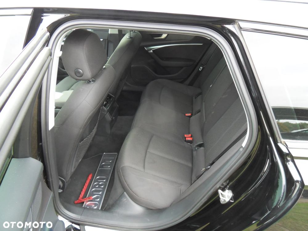 Audi A6 Avant 35 TDI S tronic design - 12