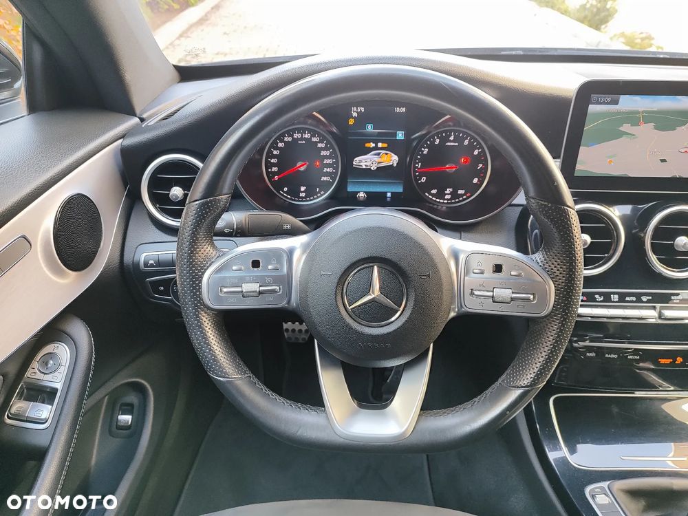 Mercedes-Benz Klasa C 180 AMG Line - 12
