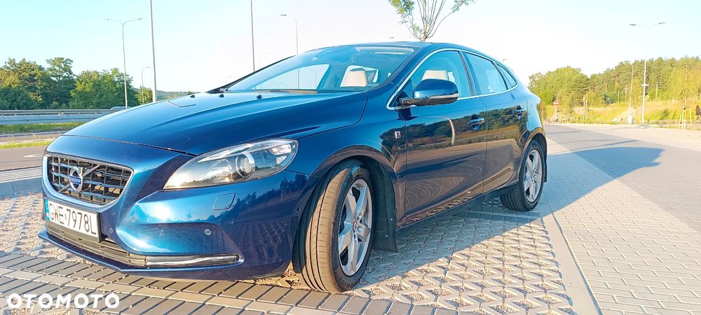 Volvo V40 D4 Ocean Race - 12