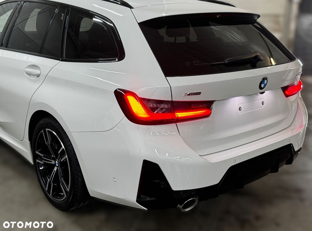 BMW Seria 3 320d xDrive mHEV M Sport - 17