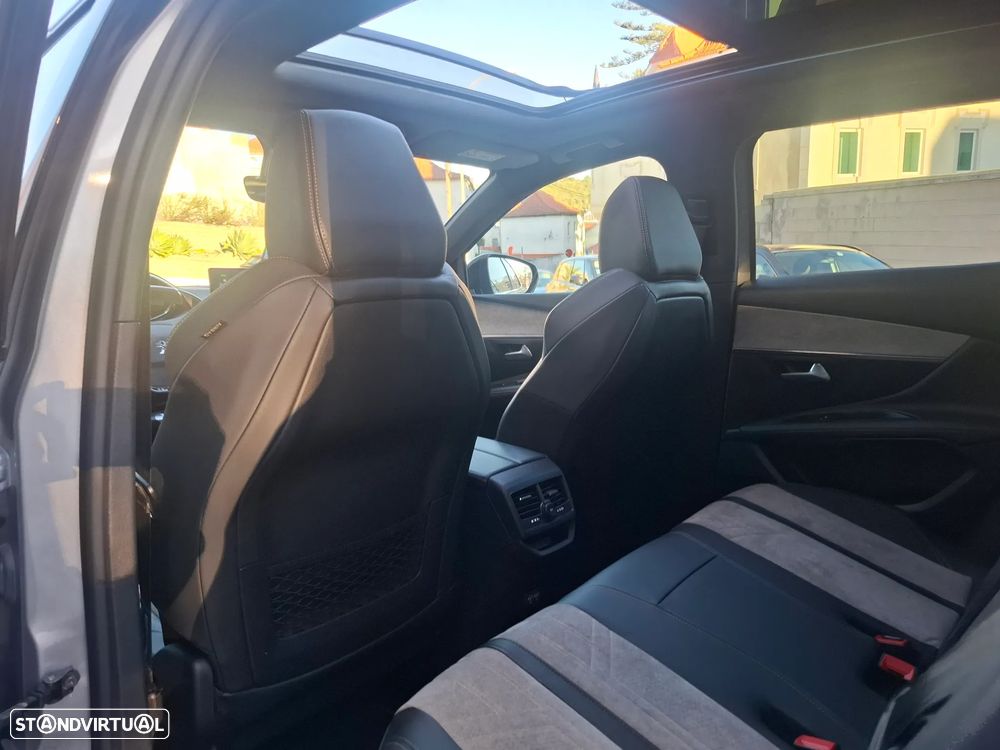 Peugeot 3008 1.6 Hybrid4 GT Pack e-EAT8 - 33