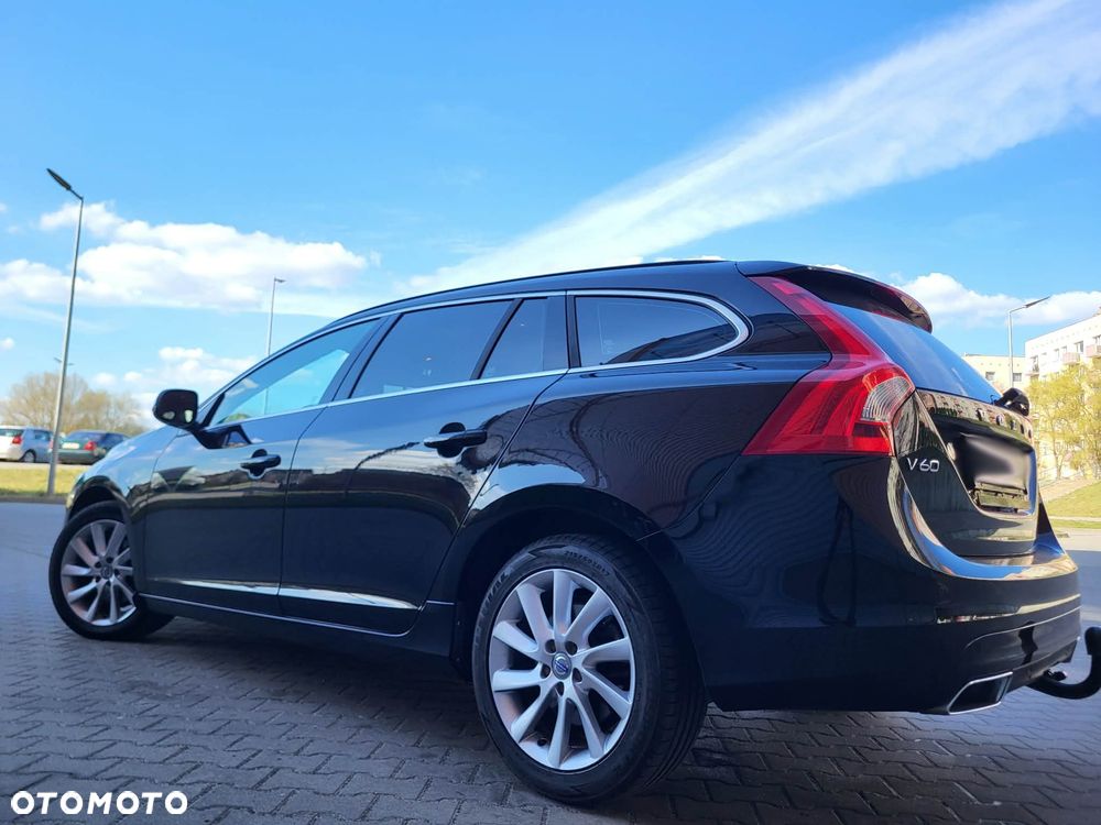 Volvo V60 D4 Momentum - 6
