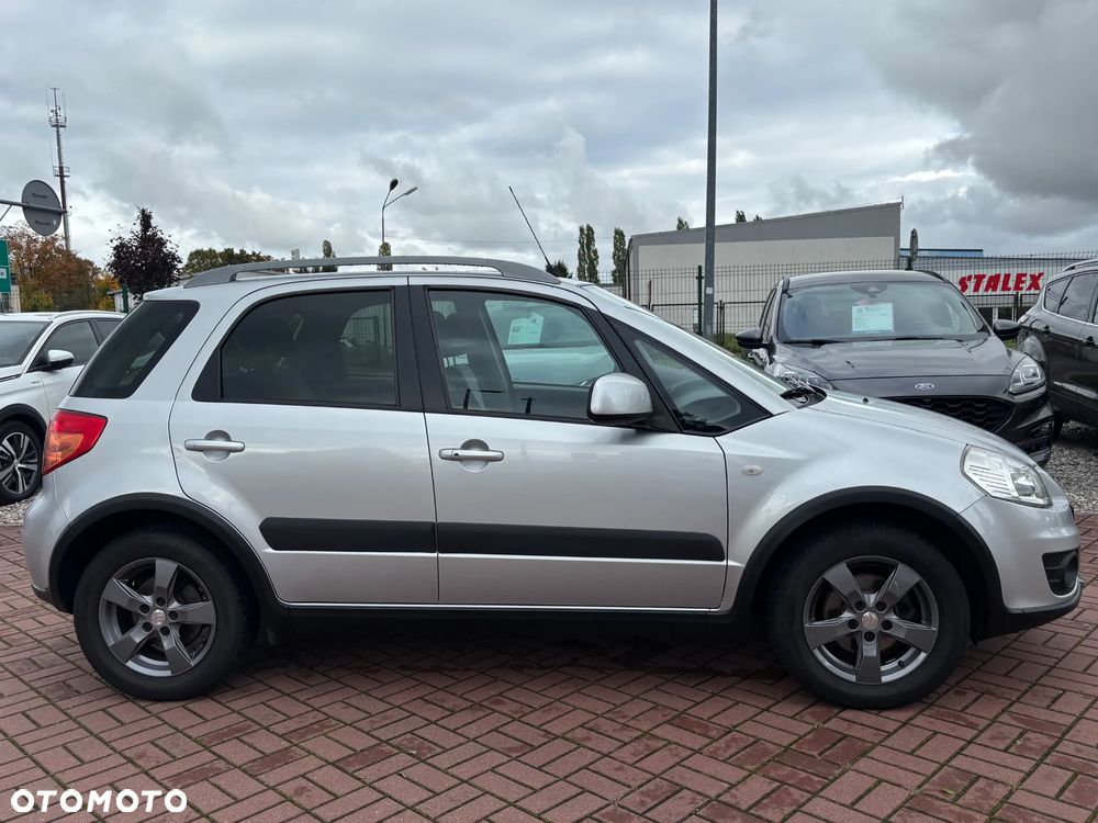 Suzuki SX4 1.6 Comfort - 9
