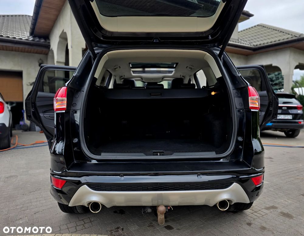 Ford Kuga - 12