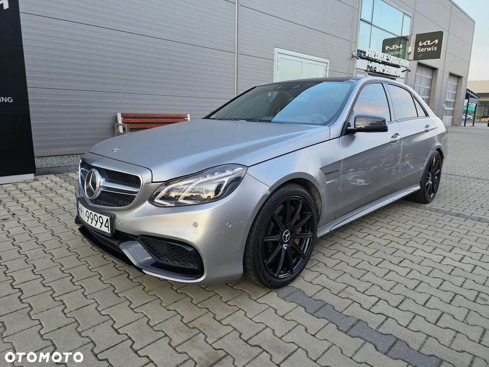 Mercedes-Benz Klasa E 63 AMG S 4-Matic - 2