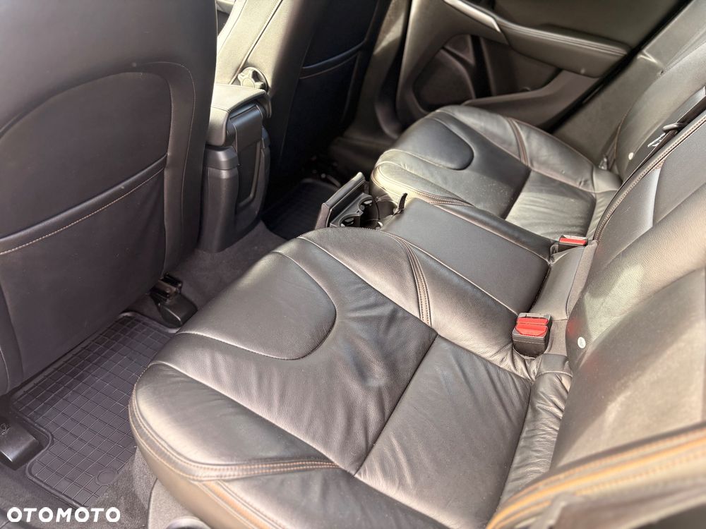 Volvo V40 Cross Country T4 - 25