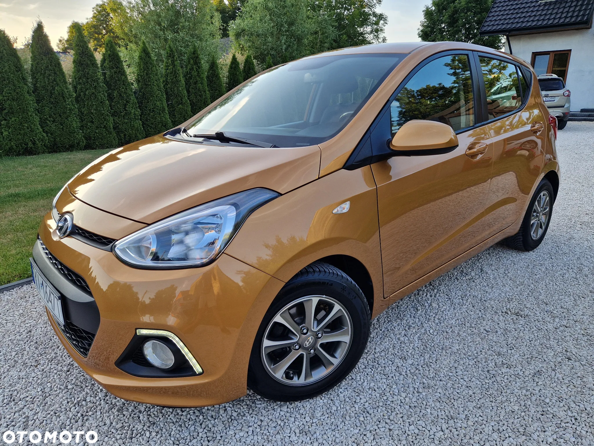 Hyundai i10 1.0 Fifa World Cup Edition - 32