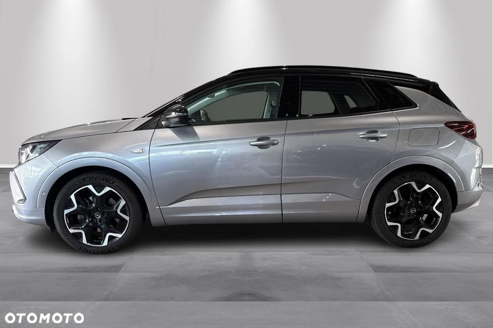 Opel Grandland X Plug-in-Hybrid4 1.6 DI Start/Stop Ultimate - 4