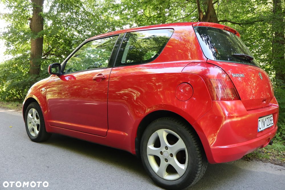 Suzuki Swift 1.3 GC - 3