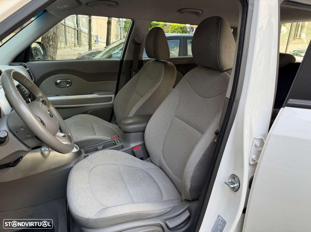 Kia e-Soul - 18