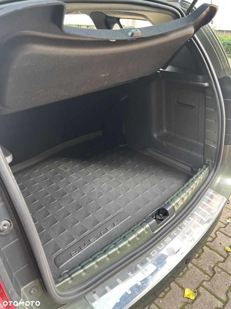 Dacia Duster 1.6 Laureate - 28