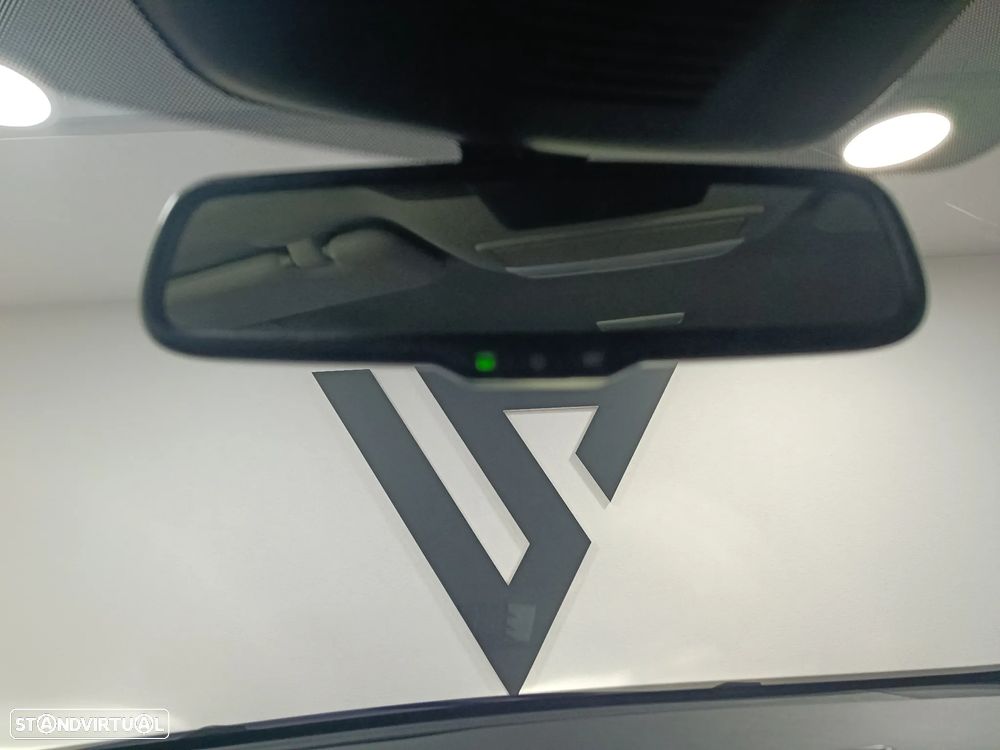 Nissan Qashqai 1.3 DIG-T N-Connecta LED+SKY Xtronic - 32