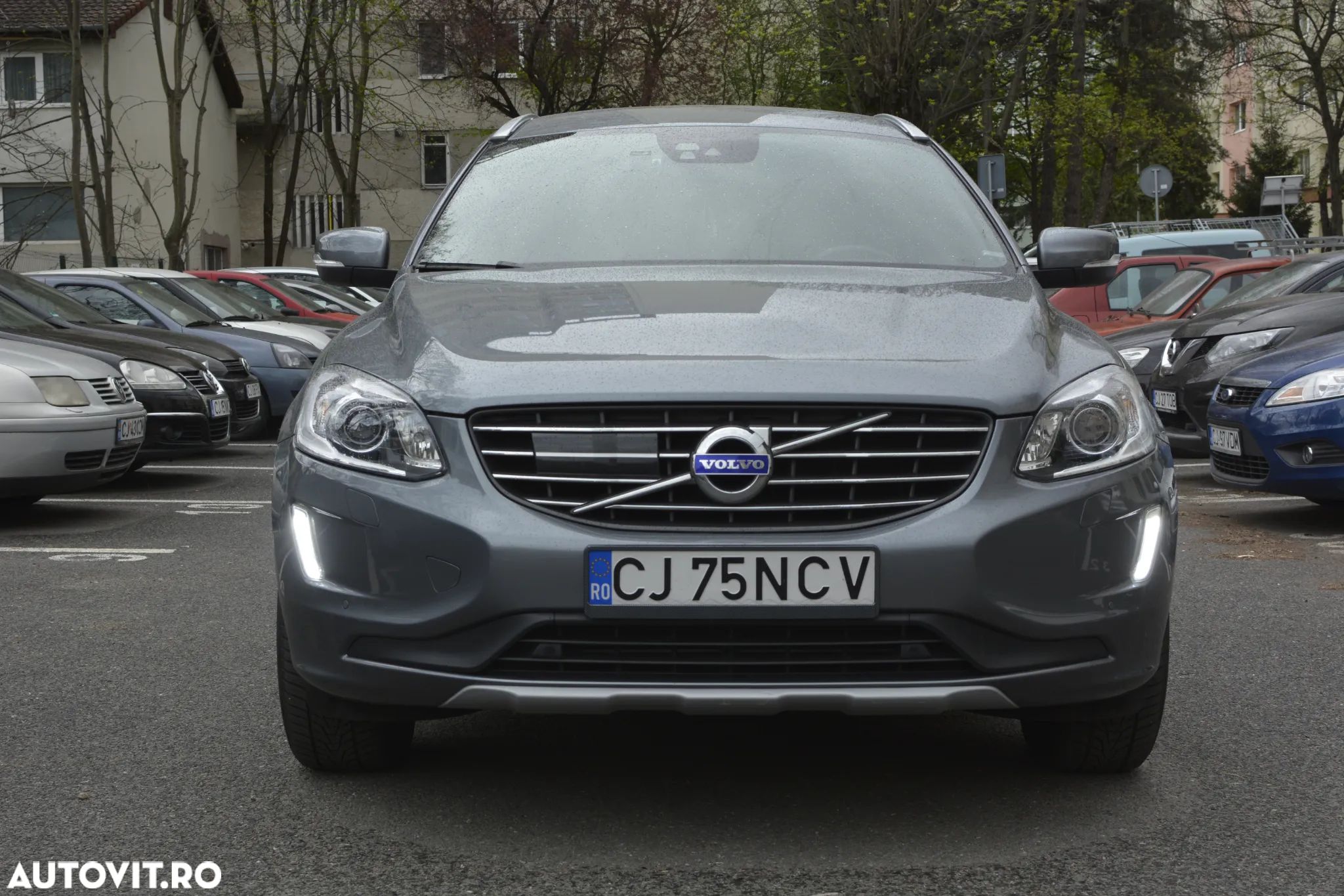 Volvo XC 60 D4 AWD Geartronic Summum - 1