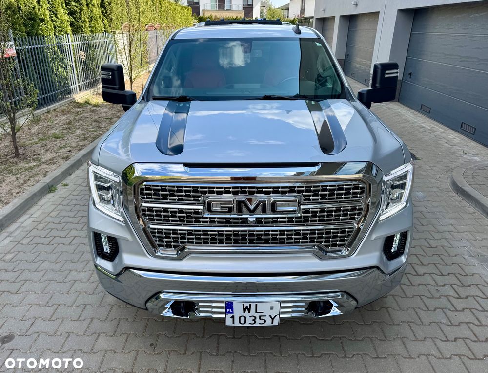 GMC Sierra - 11