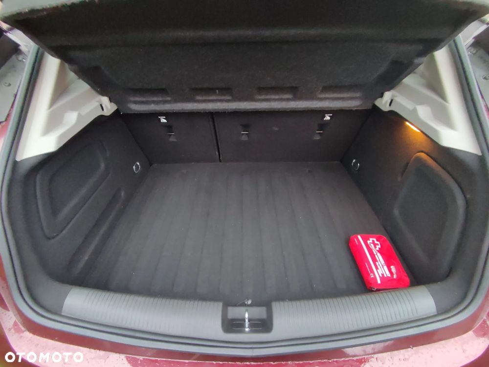 Opel Astra 1.4 Essentia - 9