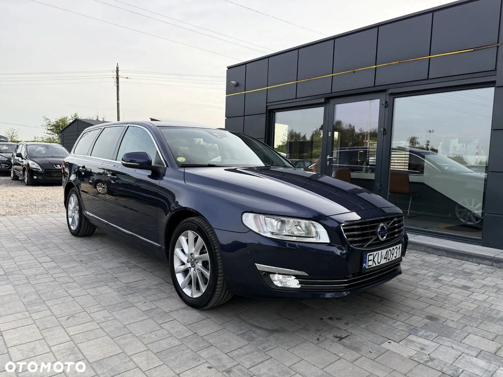 Volvo V70 D4 Momentum - 8