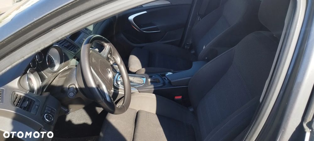 Opel Insignia - 11