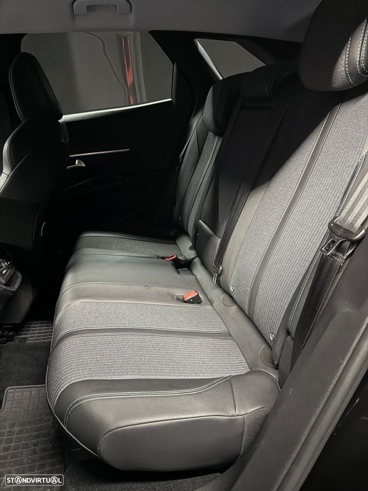 Peugeot 3008 PureTech 130 Stop & Start GPF Allure - 11
