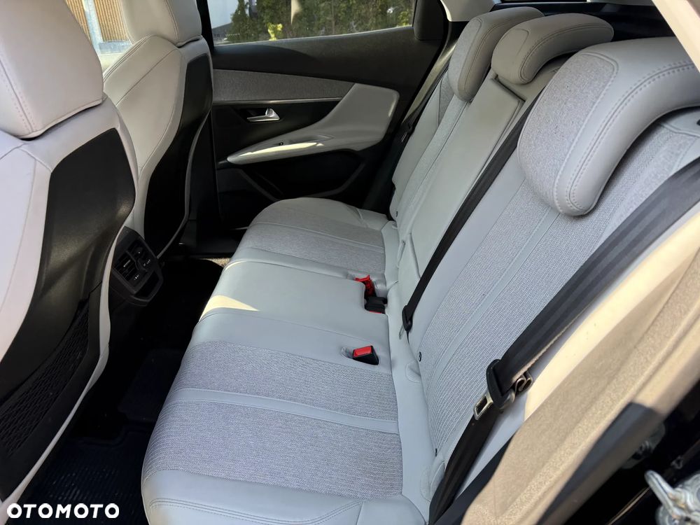 Peugeot 3008 BlueHDi 130 Stop & Start EAT8 Active Business-Paket - 17