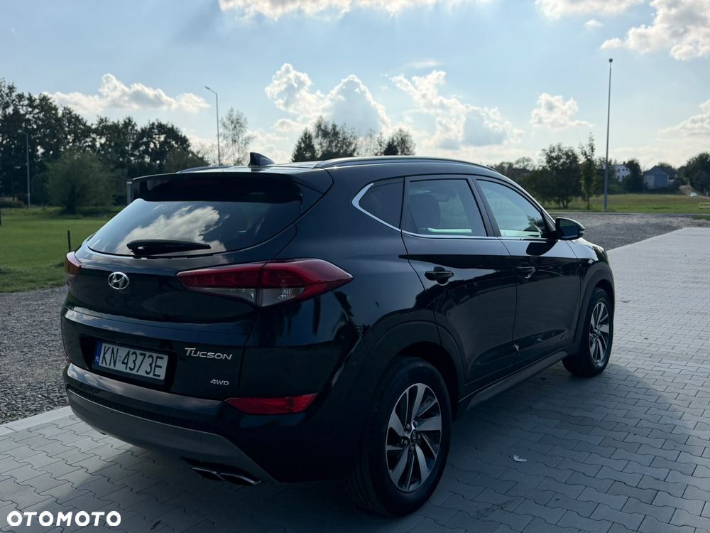 Hyundai Tucson 2.0 CRDI Premium 4WD - 6