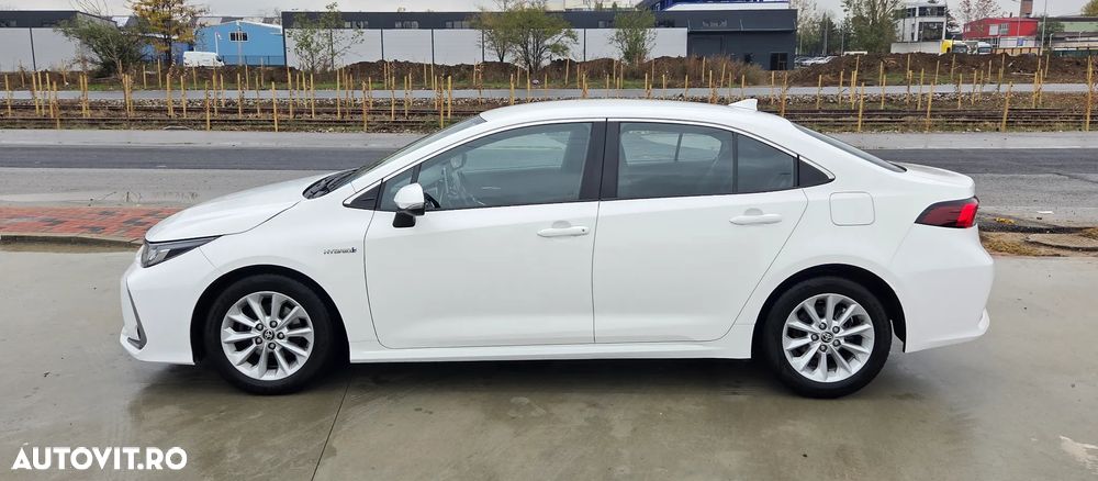 Toyota Corolla 1.8 HSD Dynamic - 1