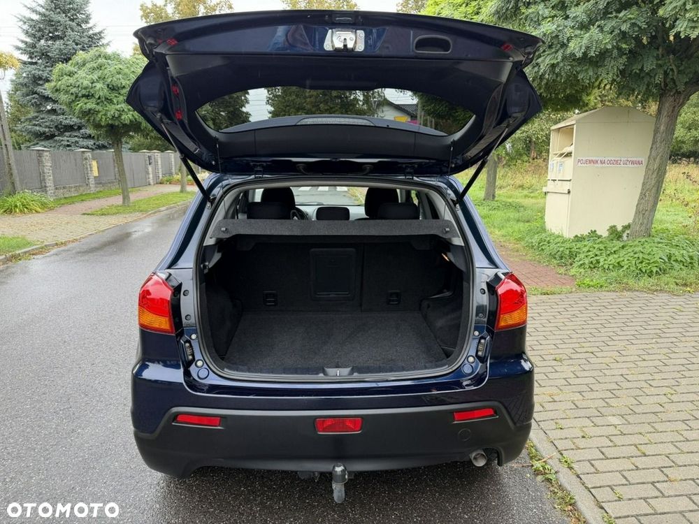 Mitsubishi ASX - 9