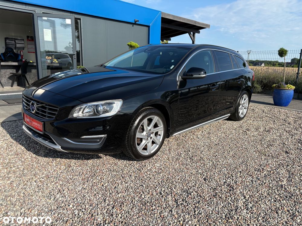 Volvo V60 T3 Geartronic Linje Svart - 1