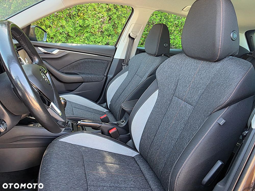Skoda Kamiq 1.0 TSI Style - 38