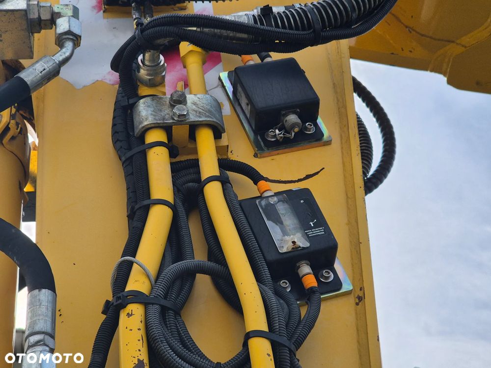Komatsu PW 160-8, 2015 ROK, Z NIEMIEC, 140, 148,180 - 19