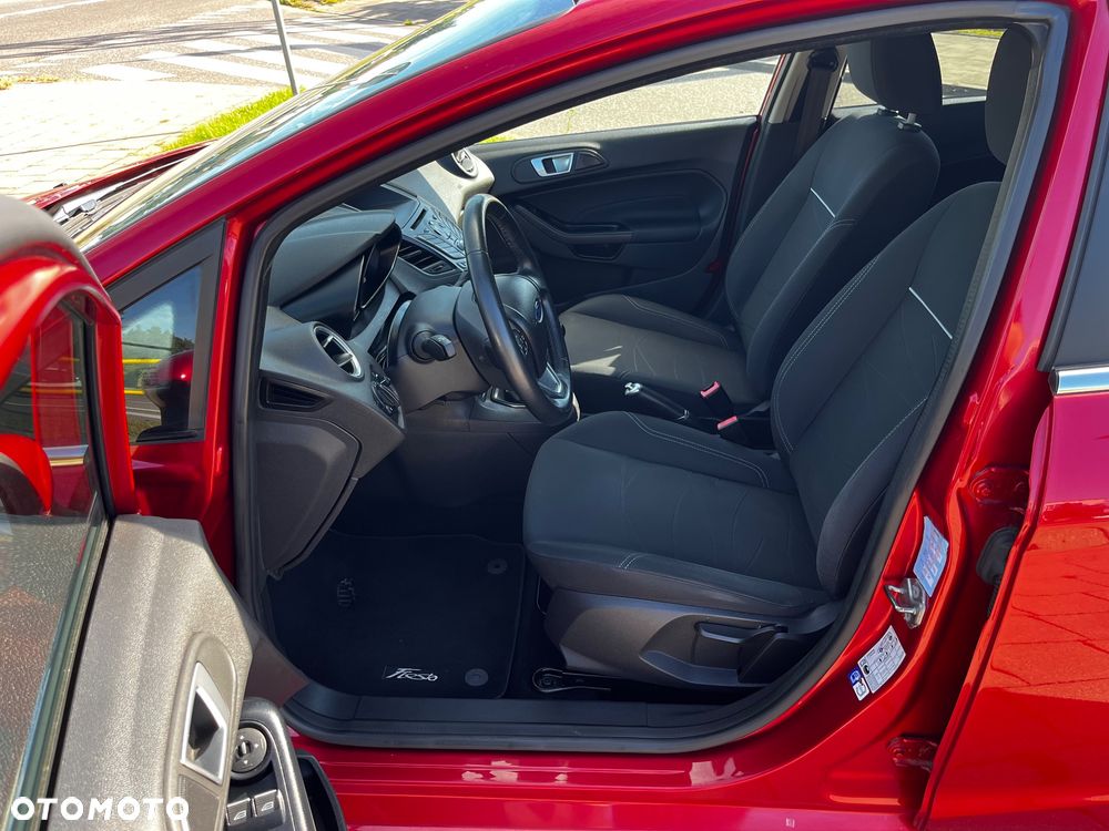 Ford Fiesta 1.5 TDCi ST&St Titanium - 17