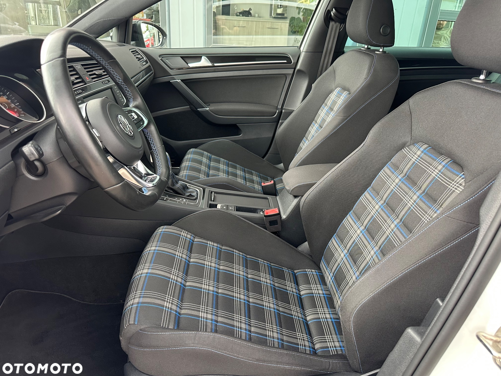 Volkswagen Golf VIII 1.4 TSI Plug-In Hybrid GTE DSG - 12