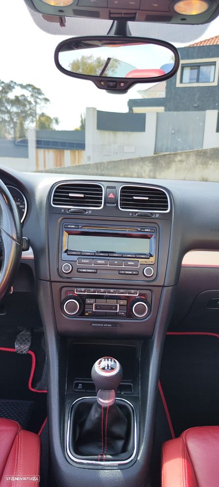 VW Golf Cabriolet - 10