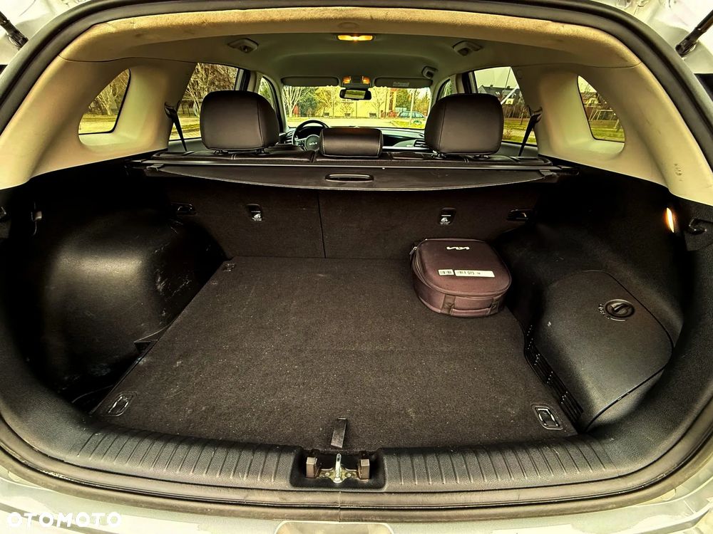 Kia Niro 1.6 GDI Plug-in Hybrid L Business Line - 39