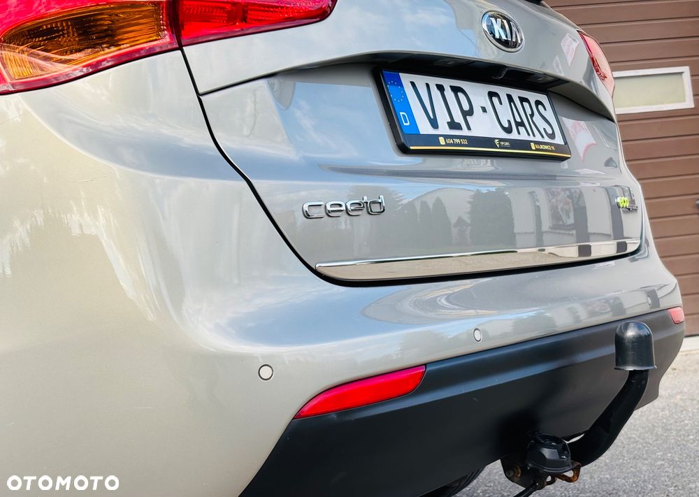 Kia Ceed 1.6 GDI Edition 7 - 30