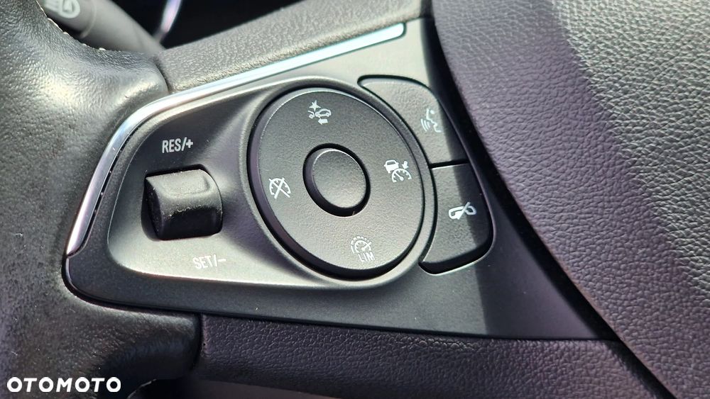 Opel Insignia - 14