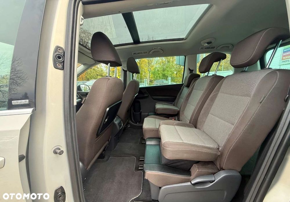 Volkswagen Sharan - 26