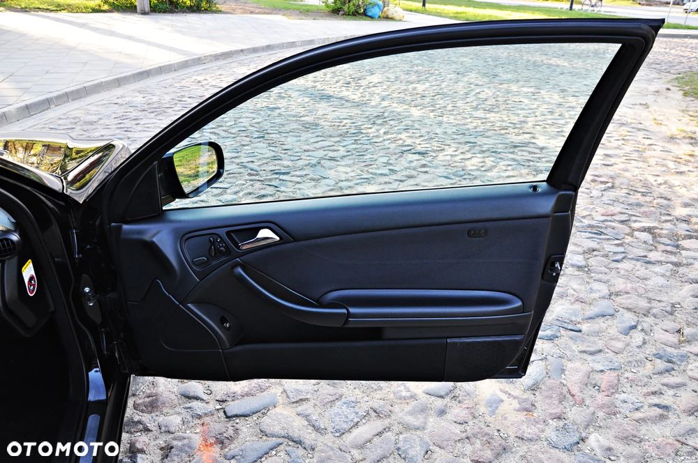 Mercedes-Benz CLC 200 Kompressor - 25