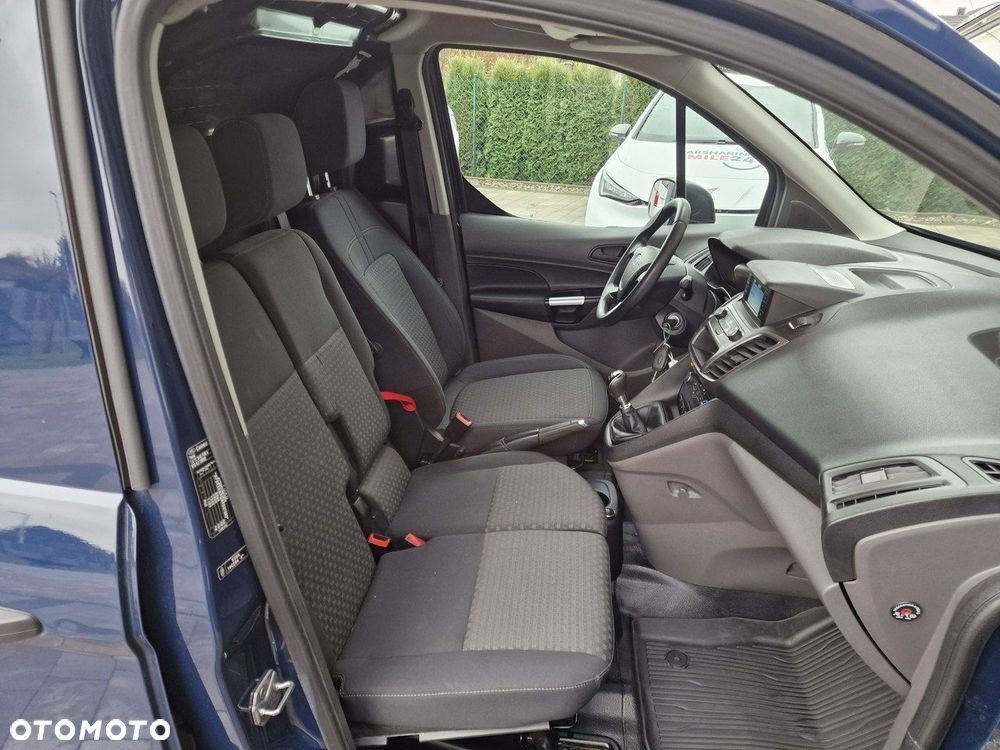 Ford Transit Connect - 8