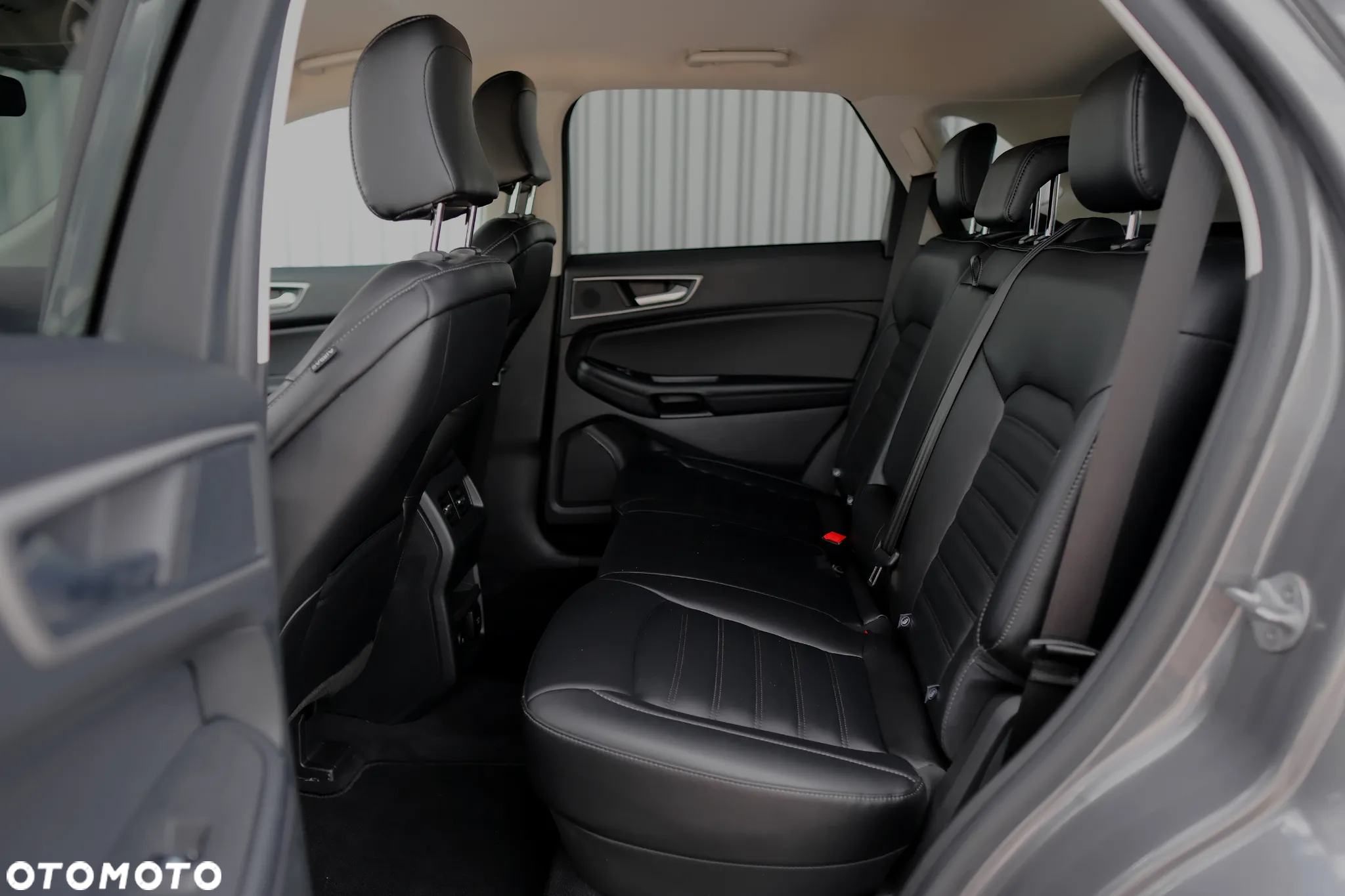 Ford Edge - 40