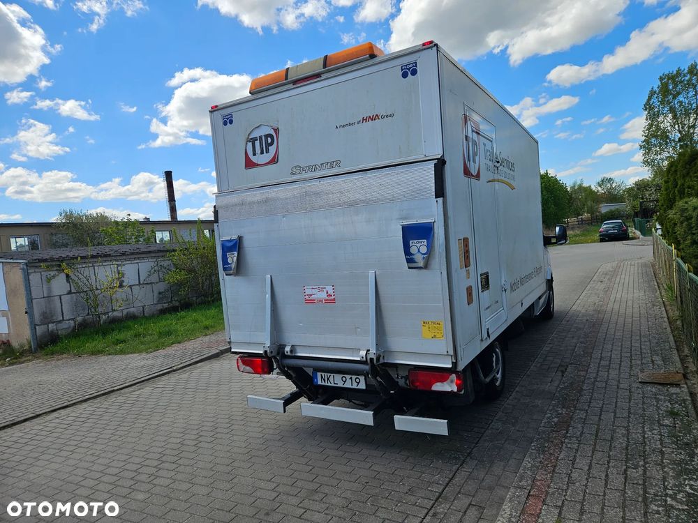 Mercedes-Benz Sprinter - 5