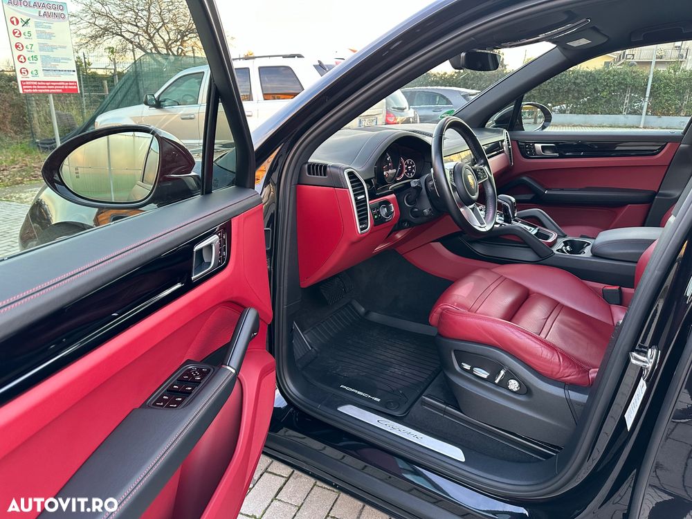 Porsche Cayenne Tiptronic S - 11