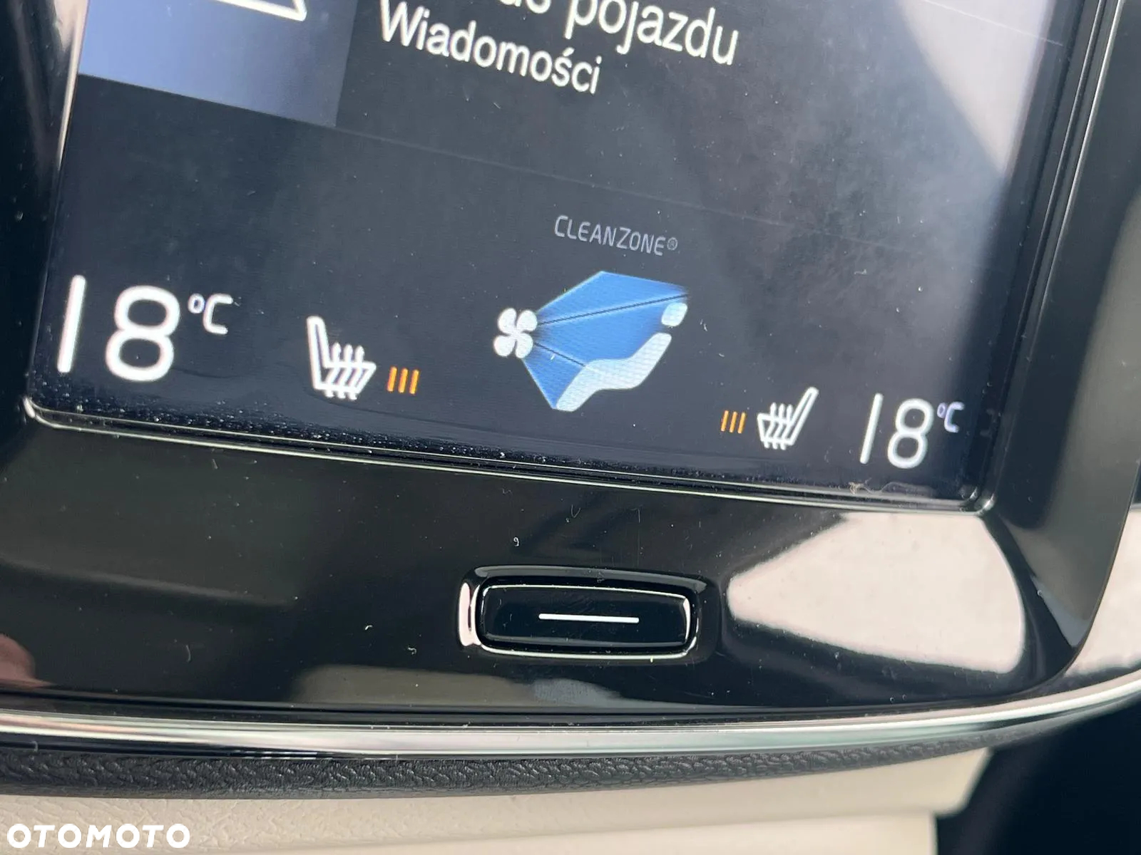 Volvo XC 40 - 31