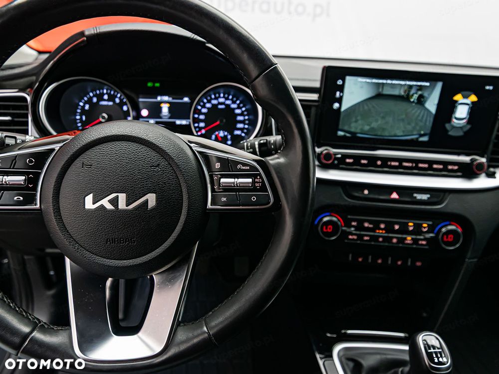 Kia XCeed 1.5 T-GDI Business Line - 15