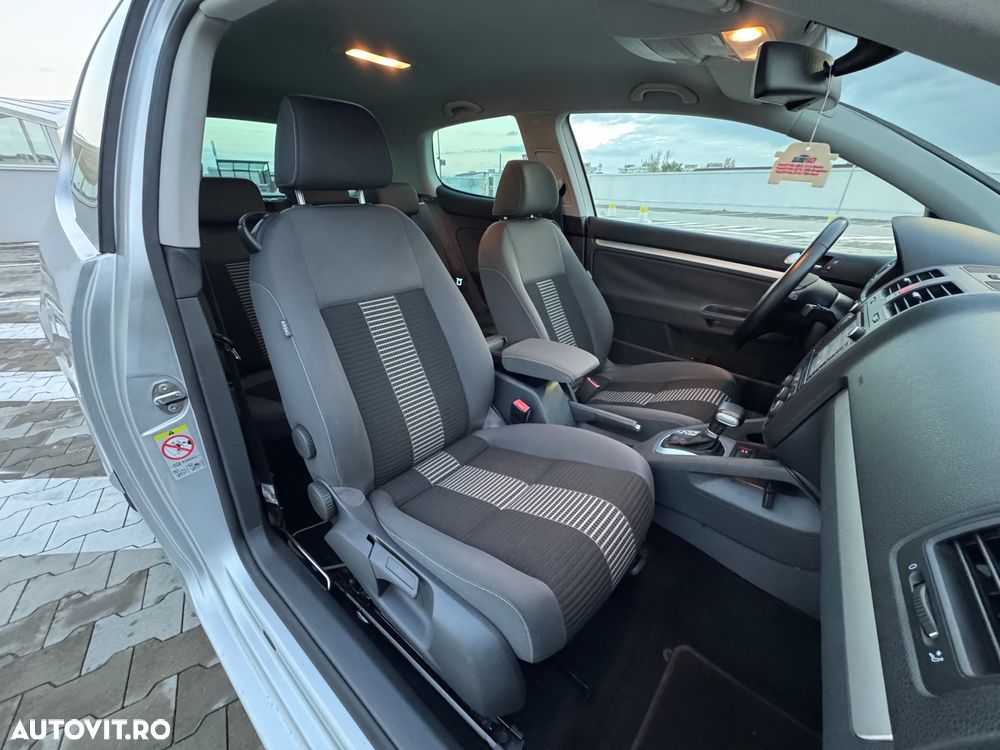 Volkswagen Golf 2.0 TDI DPF DSG United - 21