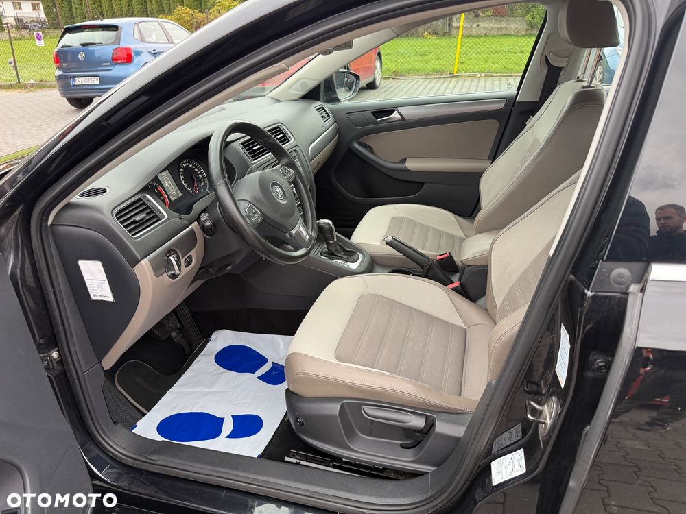 Volkswagen Jetta 1.4 TSI DSG Comfortline - 10