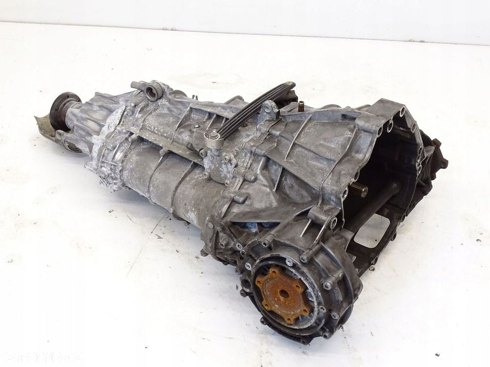 SKRZYNIA BIEGÓW MANUAL HRQ AUDI A4 B8 3.2 FSI 4X4 - 2