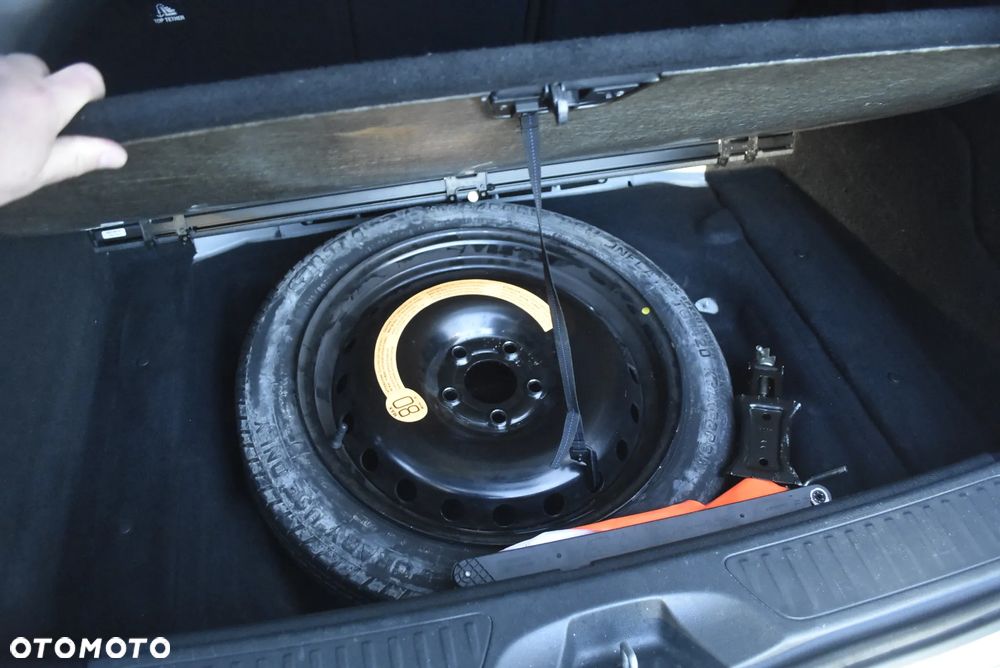 Mercedes-Benz Klasa B - 21