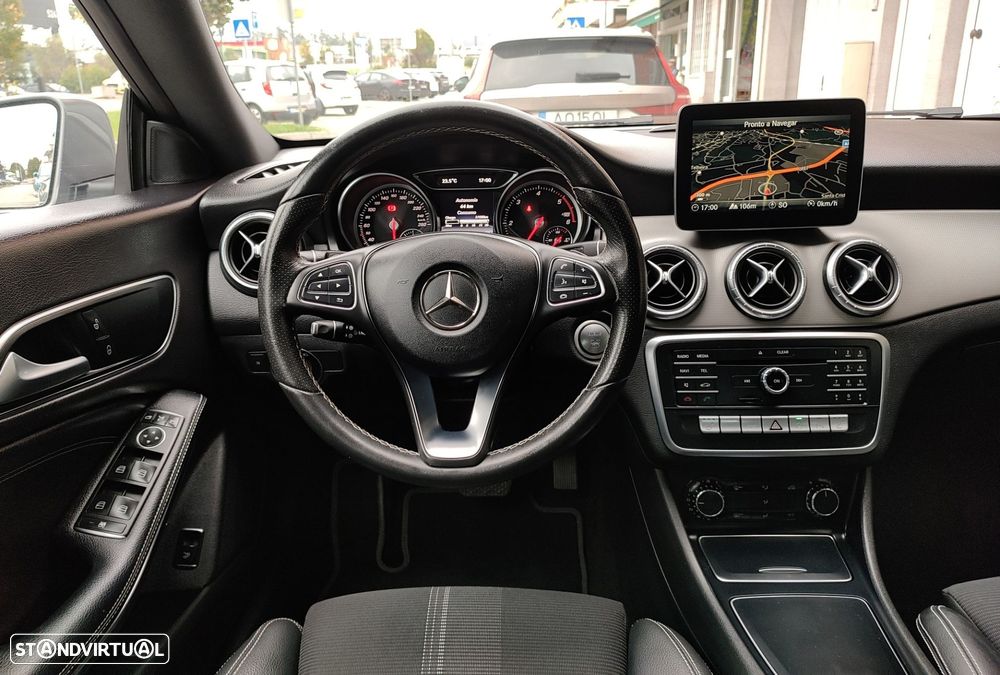 Mercedes-Benz CLA 220 d Urban Aut. - 14