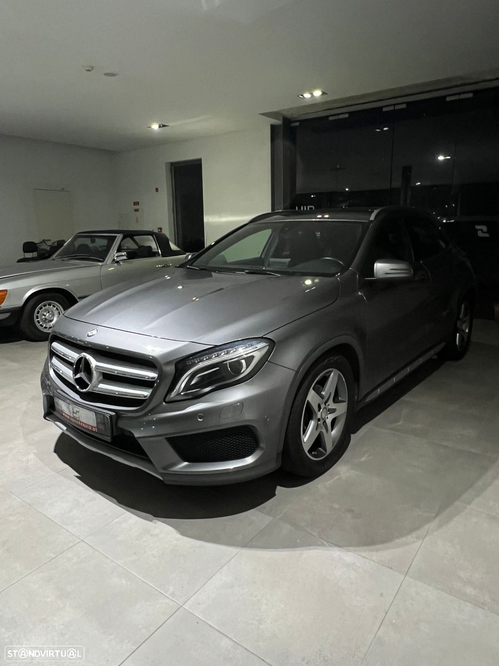 Mercedes-Benz GLA 180 d AMG Line - 5