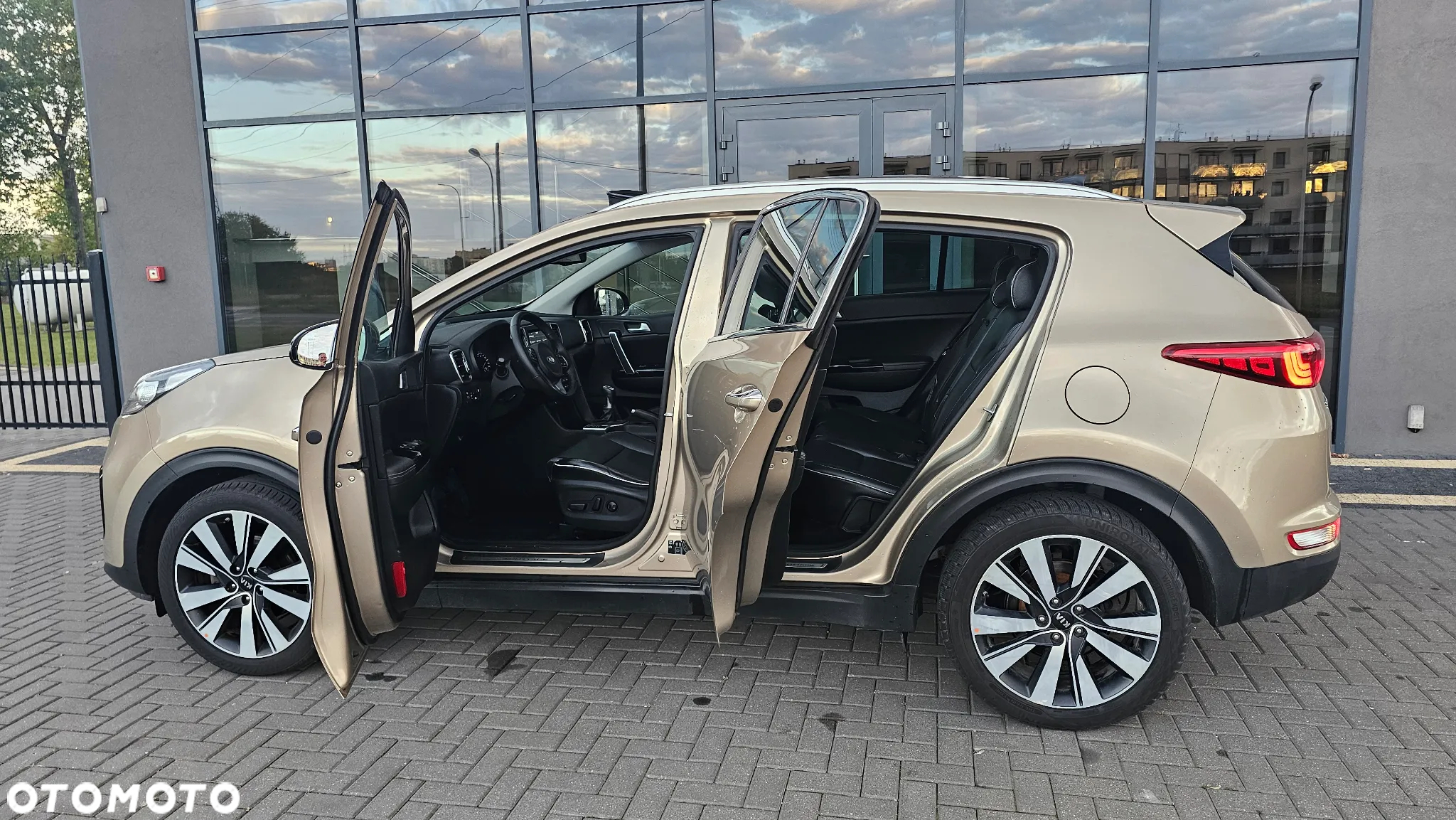 Kia Sportage 2.0 CRDI Business Line 4WD - 16